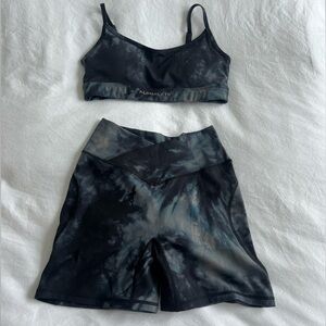 Alphalete work-out set